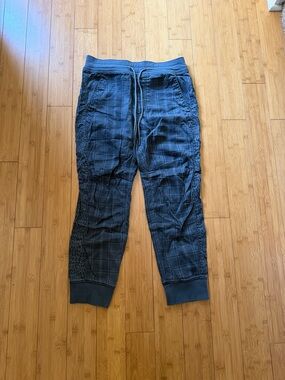 Anthropologie Women's Dark Blue Plaid Jogger Pants